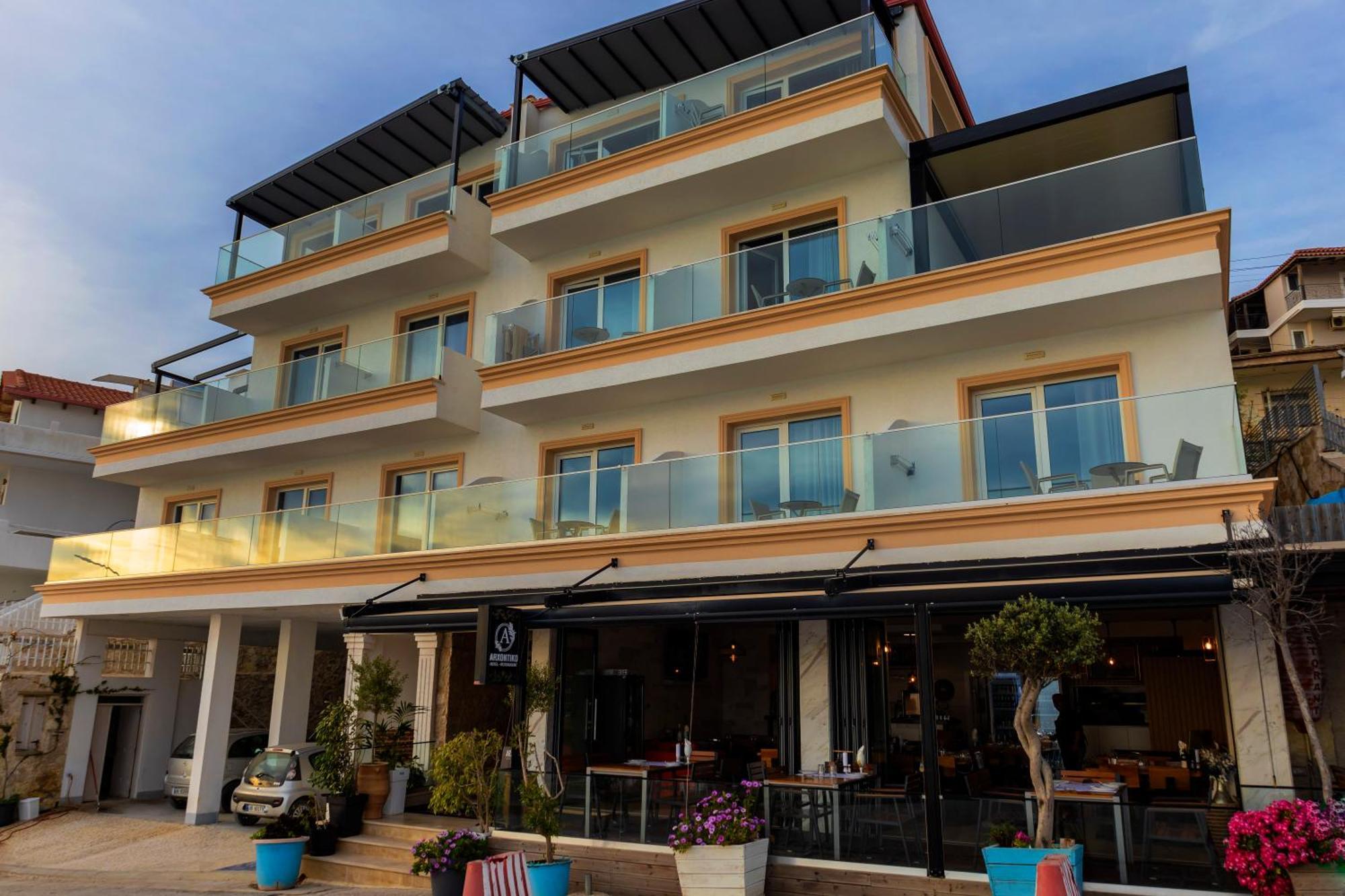 Hotel Arxontiko Himarë Exterior foto